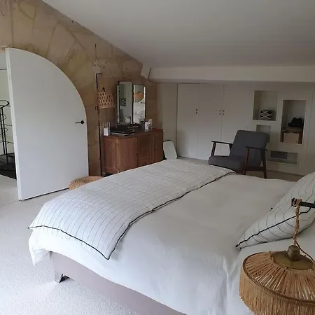 Villa Paradise, 5 Suites *